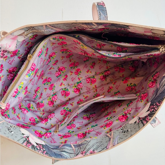 Betsey Johnson Blush Pink Tote Bag - Picture 8 of 12